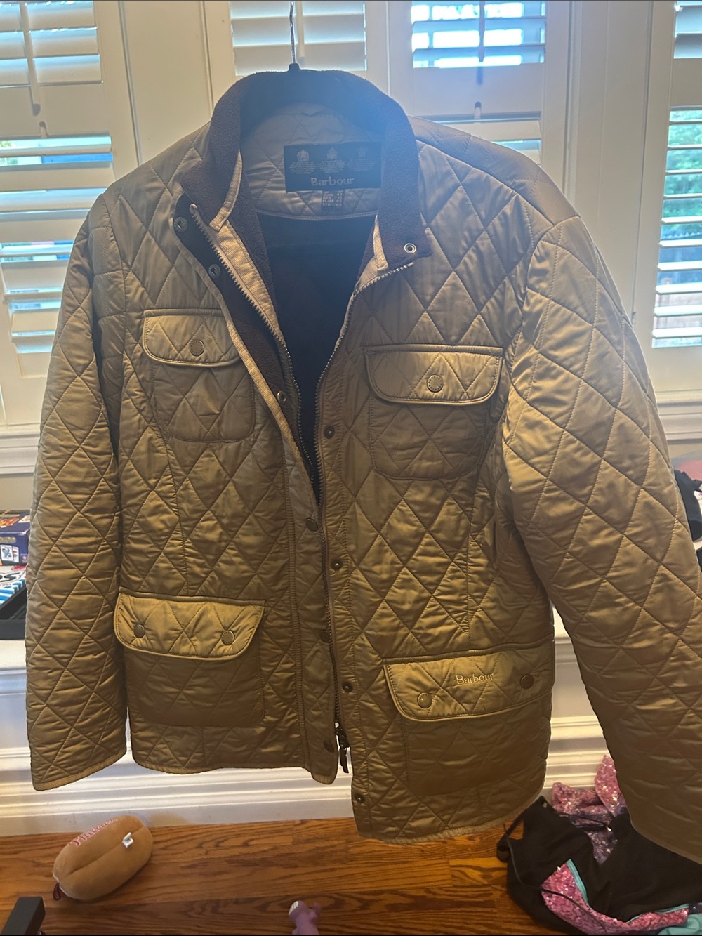 Barbour Quilted Lightweight Jacket in Olive Green